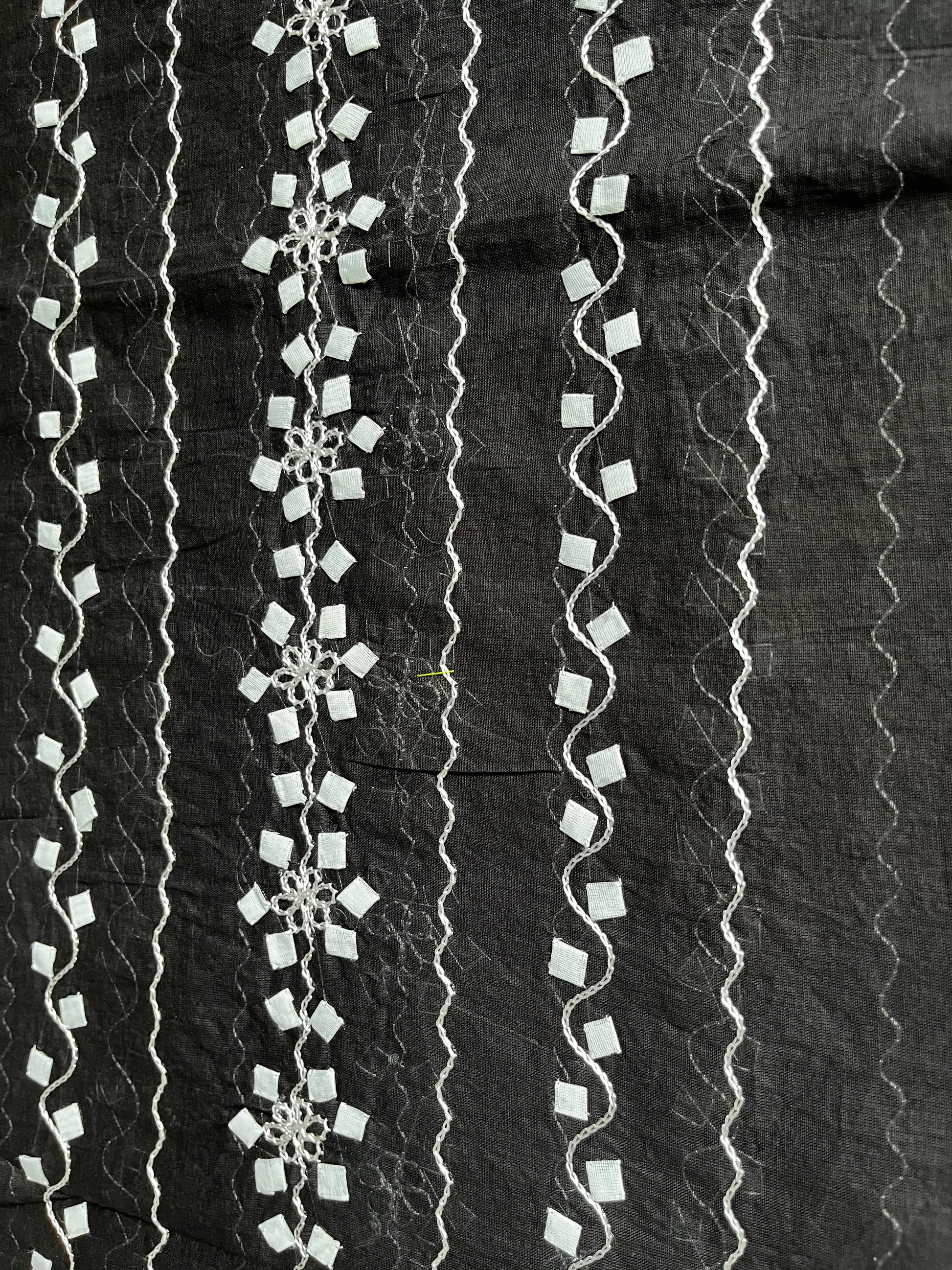 Black & White Check Design Suit (Patchkari Edition)