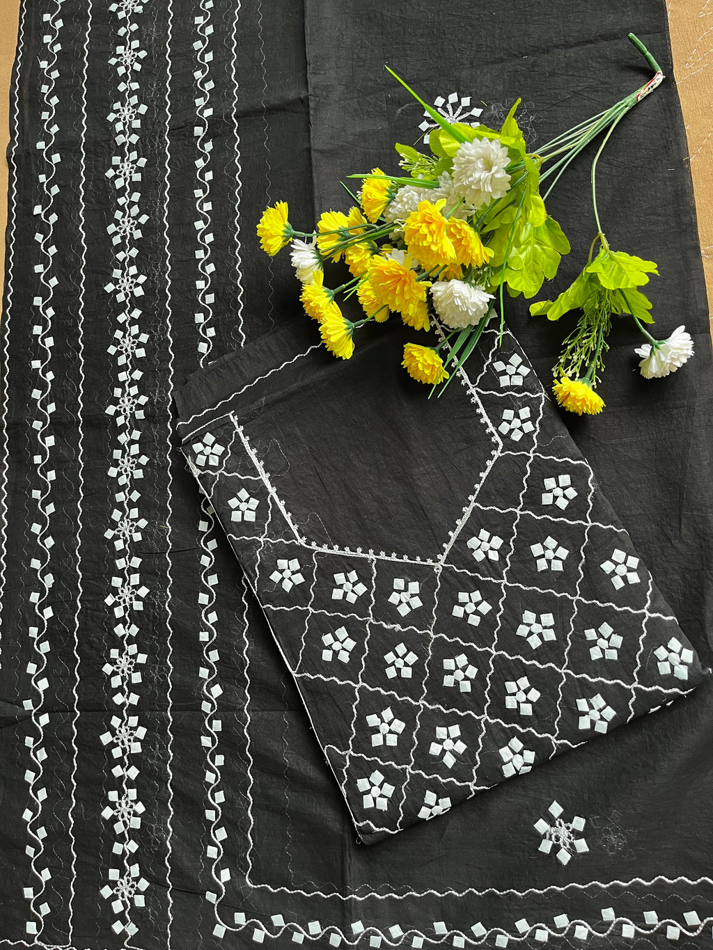 Black & White Check Design Suit (Patchkari Edition)