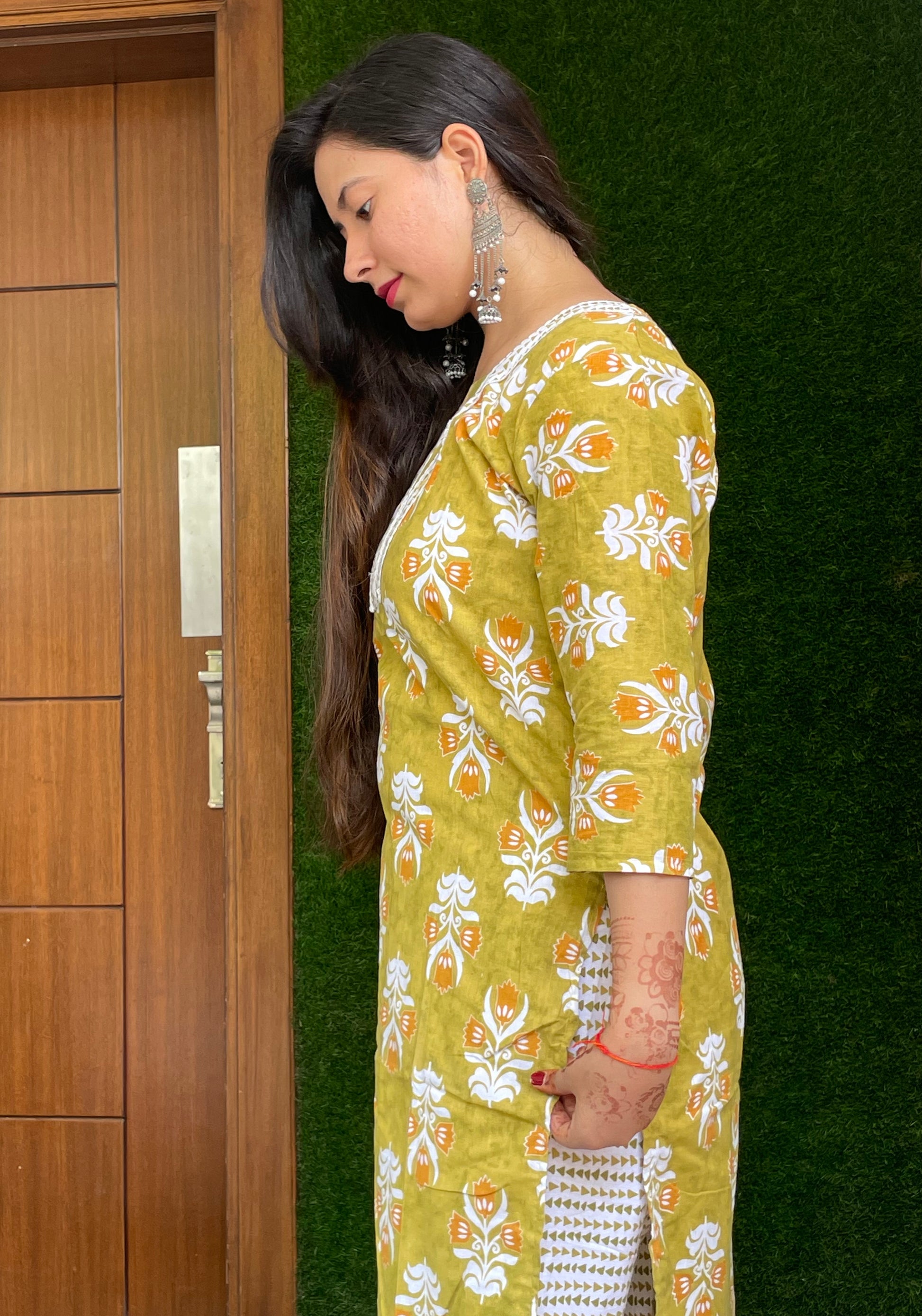 Cotton Casual Suit With Straight Pant And Dupatta