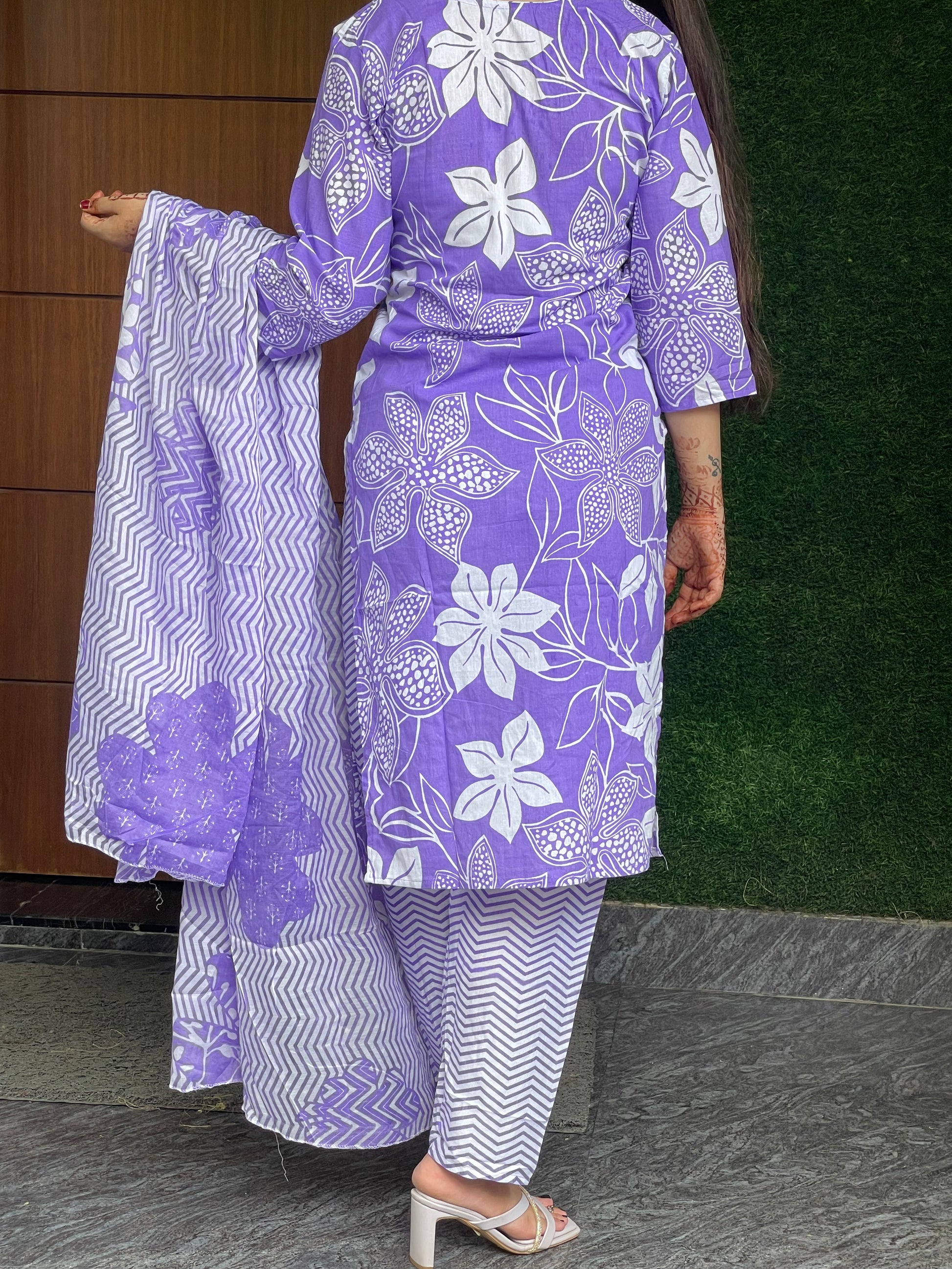 Casual wear Cotton Kurti With Straight Pant